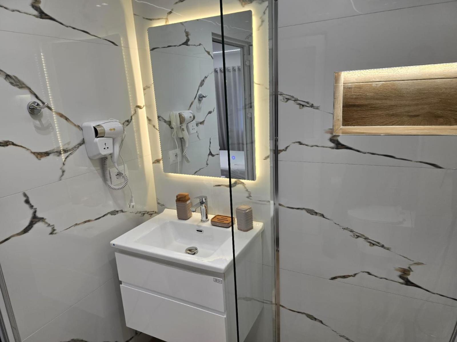 Aila Apartment Sarandë 외부 사진